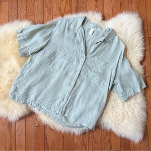 H&M Light Sage Green Button-Down Short-Sleeve Shirt